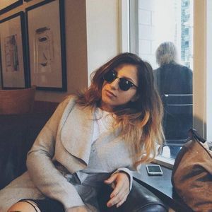 Meet your Posher, Bora